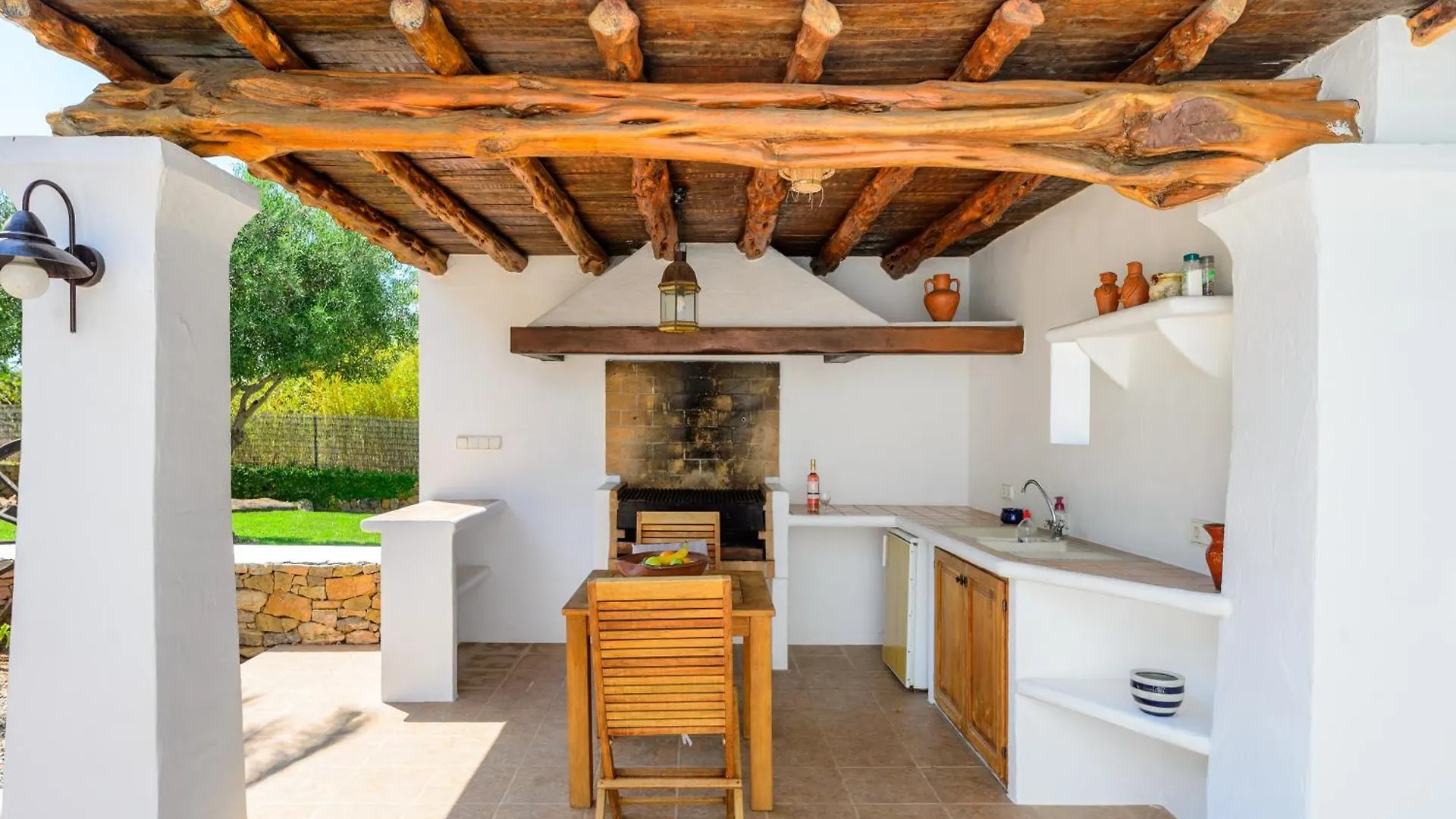 Villa Can Curreu Sant Carles de Peralta İspanya