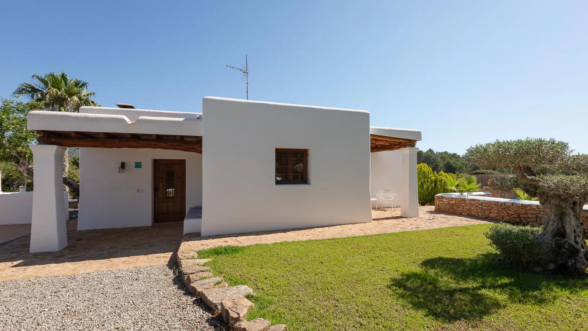 Villa Can Curreu Sant Carles de Peralta